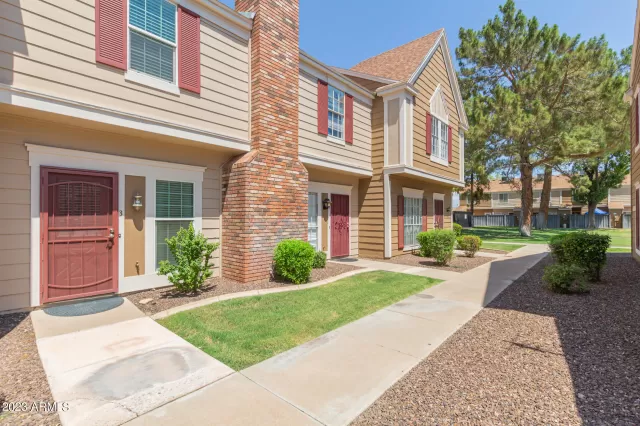 MLS: 6597041 Condo For Sale