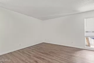 Photo #5: 6597175 Listing 