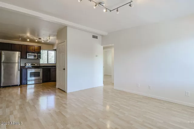 MLS: 6597192 Condo For Sale