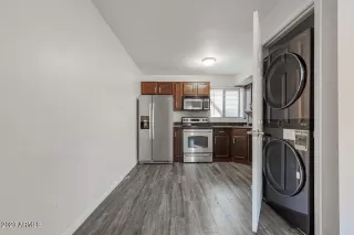 Photo #3: 6597209 Listing 