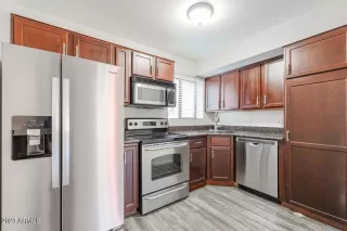 Photo #4: 6597209 Listing 