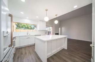 Photo #6: 6597246 Listing 