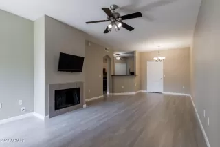 Photo #6: 6597409 Listing