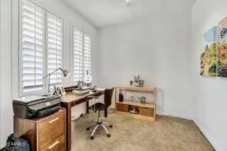 Photo #5: 6597660 Listing