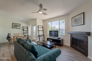 Photo #3: 6598295 Listing