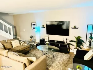 Photo #1: 6598500 Listing