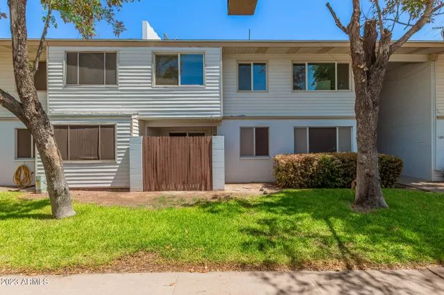 MLS: 6598620 Condo For Sale