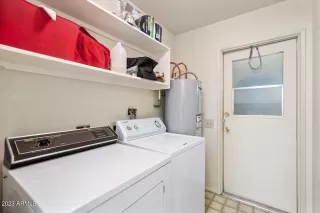 Photo #4: 6598665 Listing