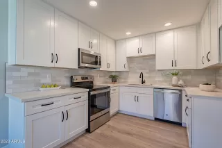 Photo #2: 6598758 Listing 