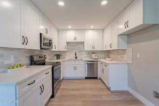 Photo #3: 6598758 Listing 