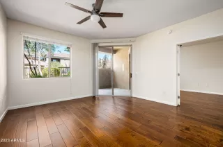 Photo #4: 6598910 Listing