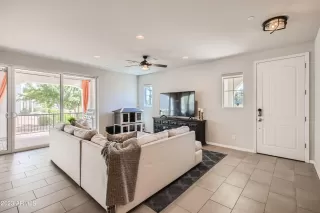 Photo #5: 6598941 Listing