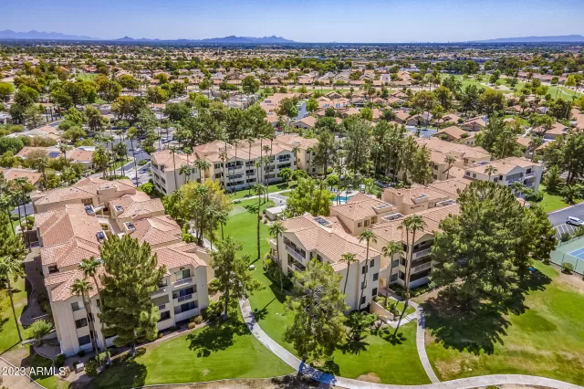 MLS: 6598946 Condo For Sale