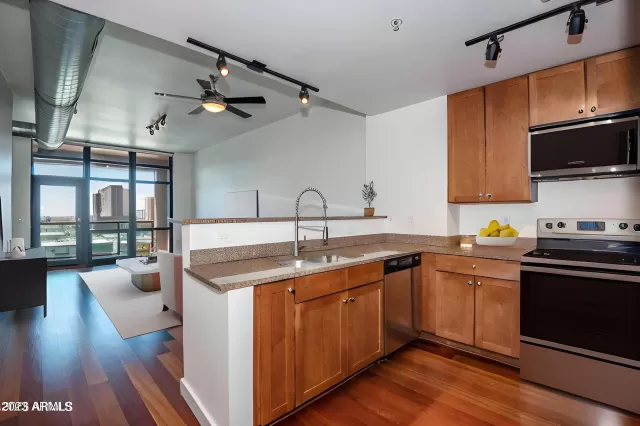 MLS: 6599101 Condo For Sale