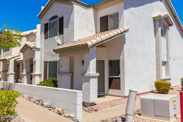 MLS: 6599230 Condo For Sale