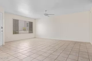 Photo #4: 6599230 Listing