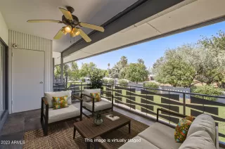 Photo #6: 6599291 Listing