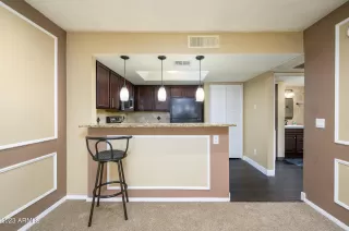 Photo #4: 6599311 Listing 