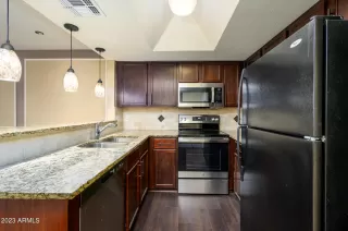 Photo #5: 6599311 Listing 