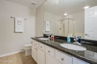 Photo #4: 6599641 Listing