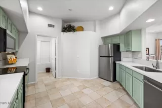 Photo #4: 6599736 Listing