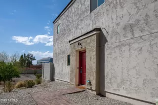 Photo #3: 6599741 Listing