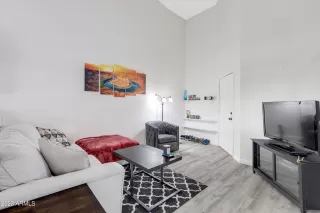 Photo #2: 6599882 Listing 