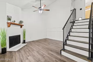 Photo #3: 6599893 Listing