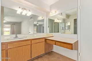 Photo #5: 6600004 Listing