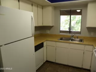 Photo #6: 6600015 Listing