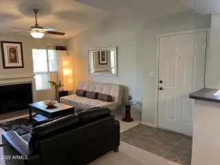 Photo #5: 6600182 Listing