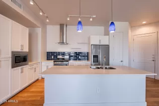 Photo #3: 6600233 Listing