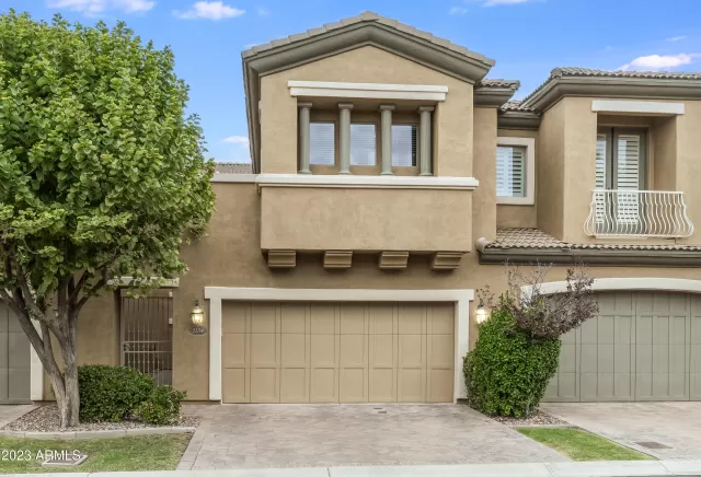 MLS: 6600361 Condo For Sale