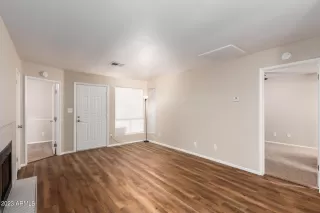 Photo #6: 6600379 Listing