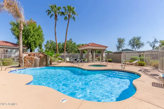 MLS: 6600617 Condo For Sale