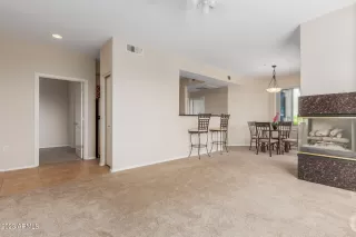 Photo #4: 6600617 Listing