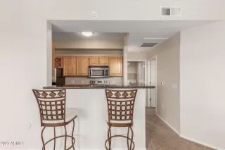 Photo #6: 6600617 Listing