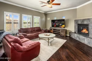Photo #6: 6600630 Listing