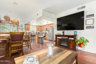 Photo #3: 6600656 Listing 