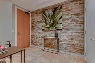 Photo #2: 6600702 Listing