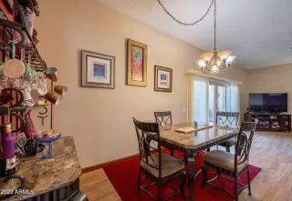 Photo #5: 6600816 Listing