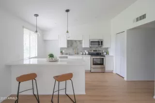 Photo #1: 6600831 Listing