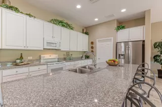 Photo #5: 6600879 Listing 