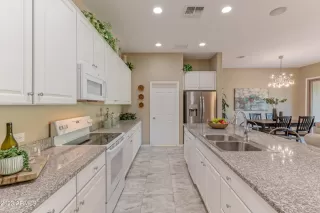 Photo #6: 6600879 Listing 