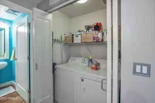 Photo #6: 6600985 Listing