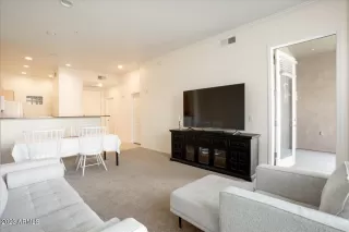 Photo #2: 6601376 Listing 
