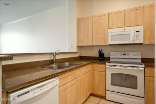 Photo #3: 6601376 Listing 