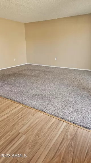 Photo #4: 6601497 Listing