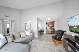 Photo #5: 6601523 Listing 