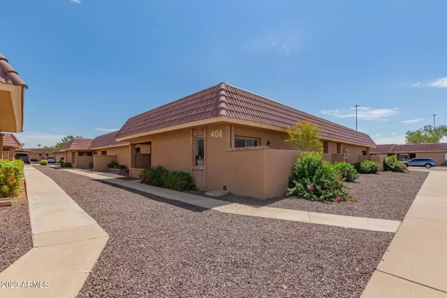 MLS: 6601585 Condo For Sale